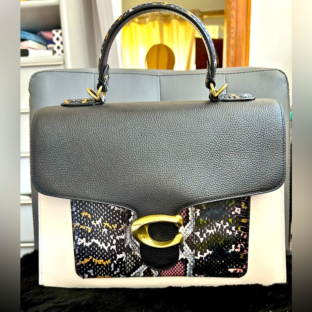 💼 COACH TABBY SNAKE SKIN